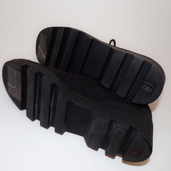 Eileen Fisher Calm Hiker Shearling Trim Bootie Black Suede Wedge Size 7.5 - Picture 6 of 6